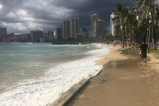 Waikiki Queens Beach, king tides, Hawaii